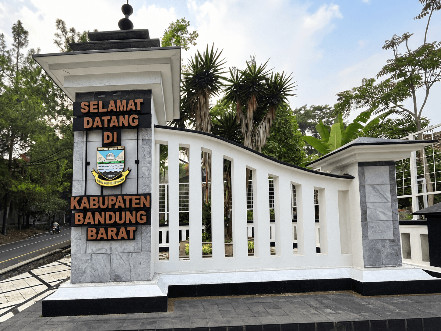 Foto Profil Desa Gudangkahuripan